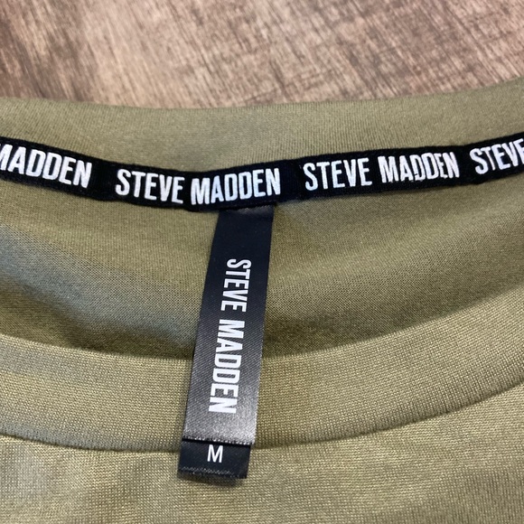 NWT Steve Madden women’s M long sleeve tee - Picture 2 of 5